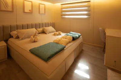 Standard cabin on Avo made up as a double