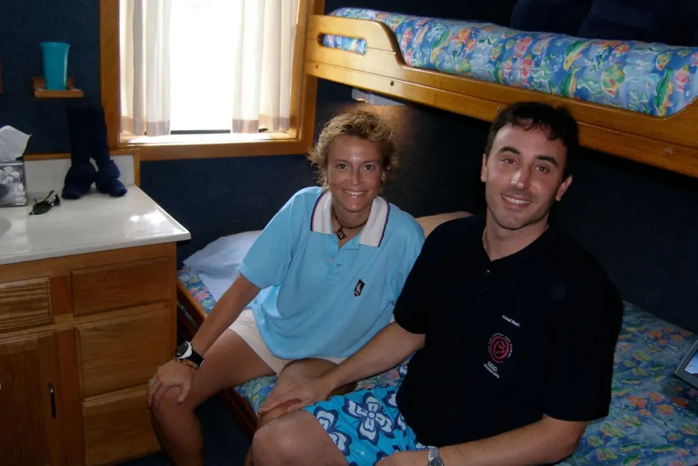 Deluxe Stateroom on Palau Aggressor II — queen bed below, single above