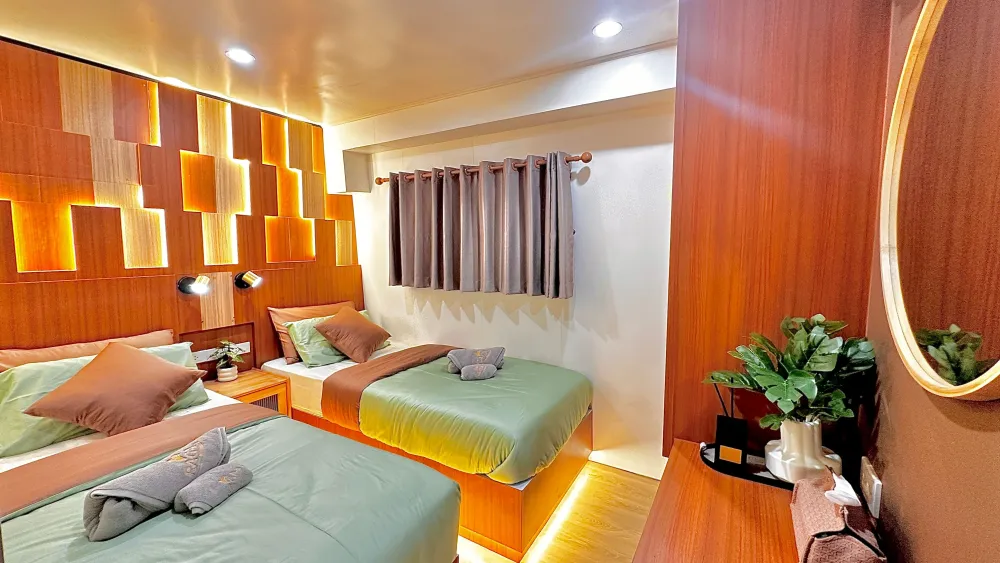 Raga standard cabin with two single beds