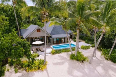 One Bedroom Sunset Villa — вилла на пляже с высоты