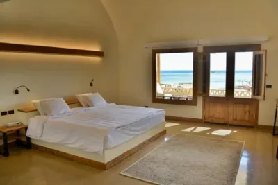 Superior Deluxe chalet bedroom with a sea view