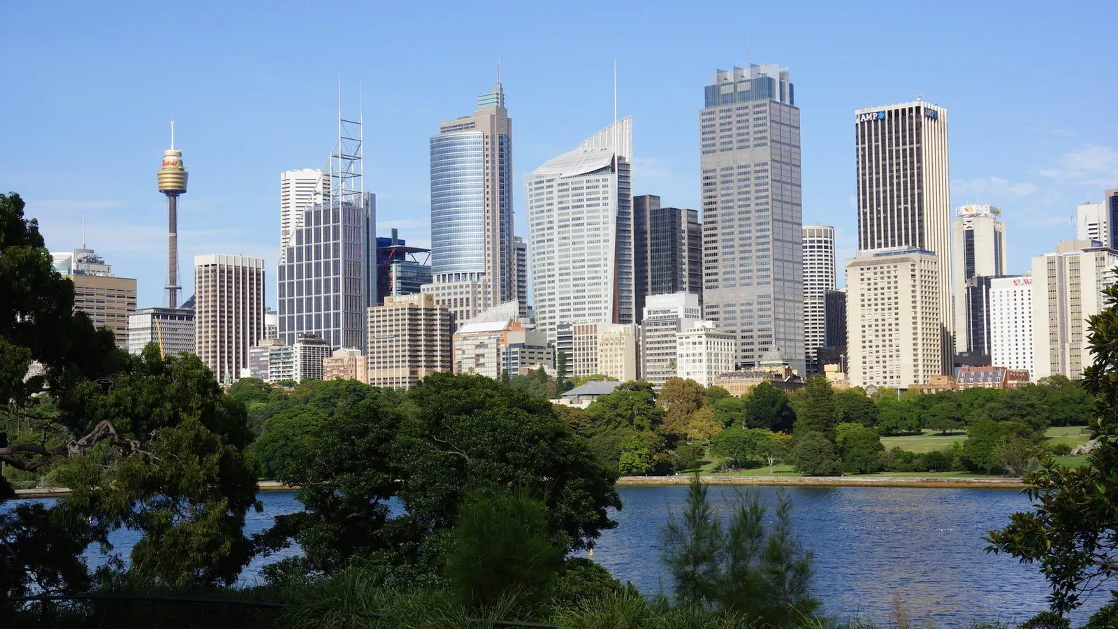 Отель Stradbroke Island Beach Hotel