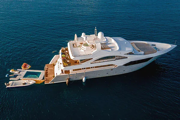 Дайв-сафари на Мальдивах на яхте Ark Noble