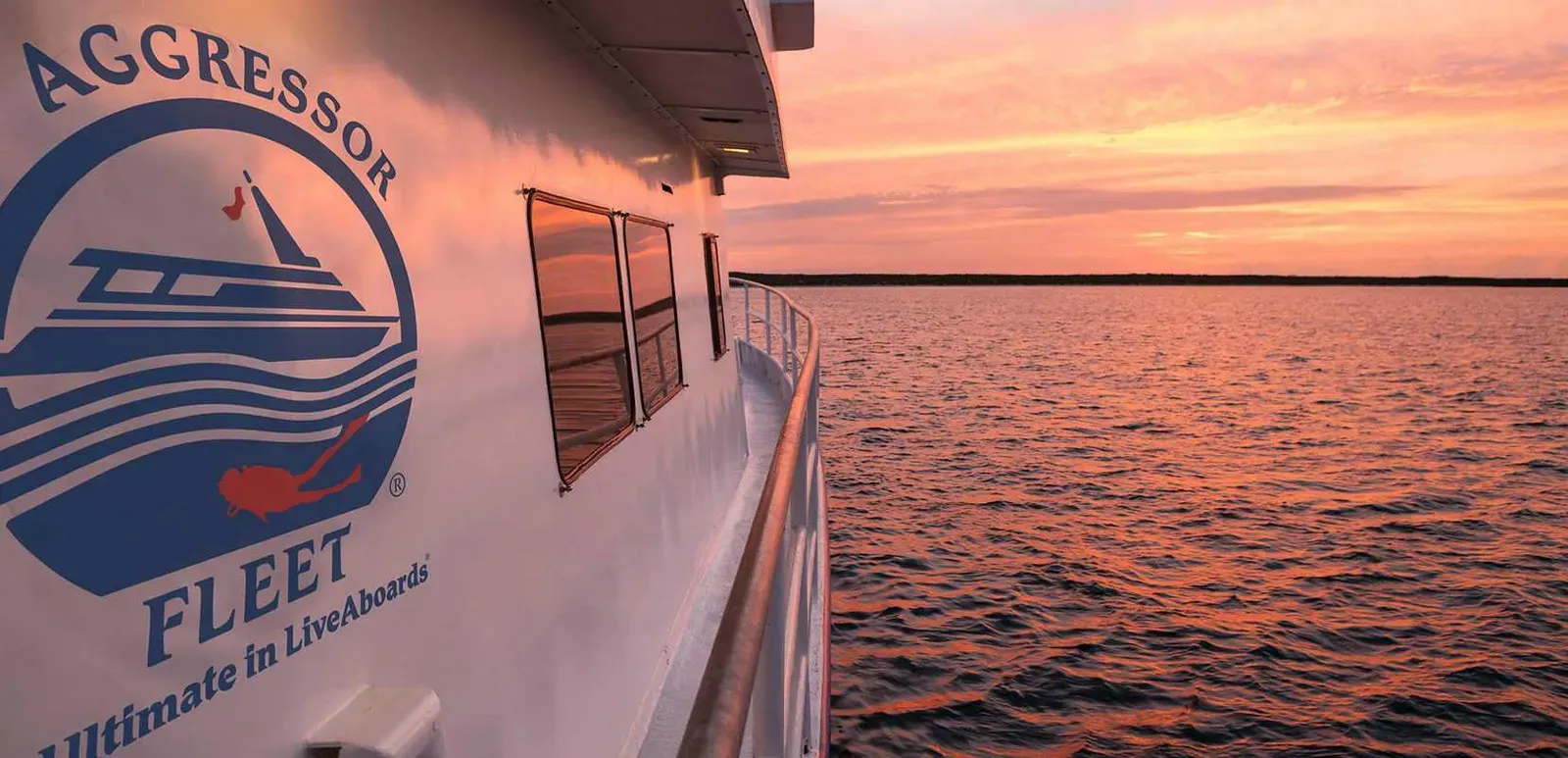 Bahamas Aggressor I — закат