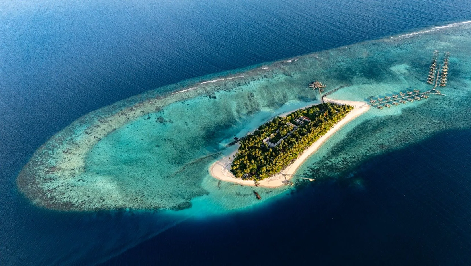 A Maldivian atoll from the air