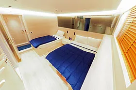 Каюта Double на яхте Blue Force Three.