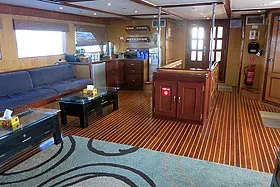 Яхта Blue Voyager. Салон.