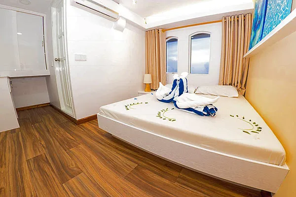 Яхта Blueshark Two, каюта Suite на верхней палубе