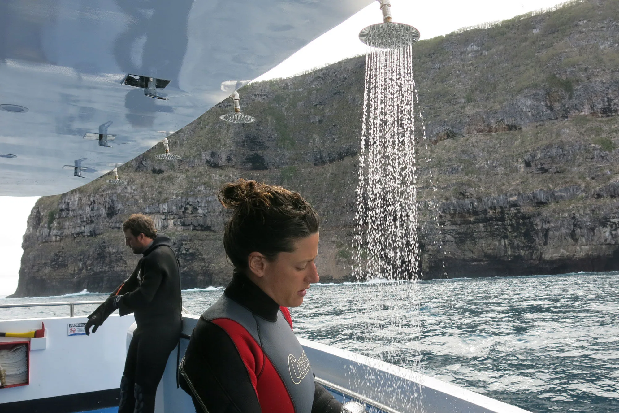 Hot showers on the Calipso dive deck after a dive
