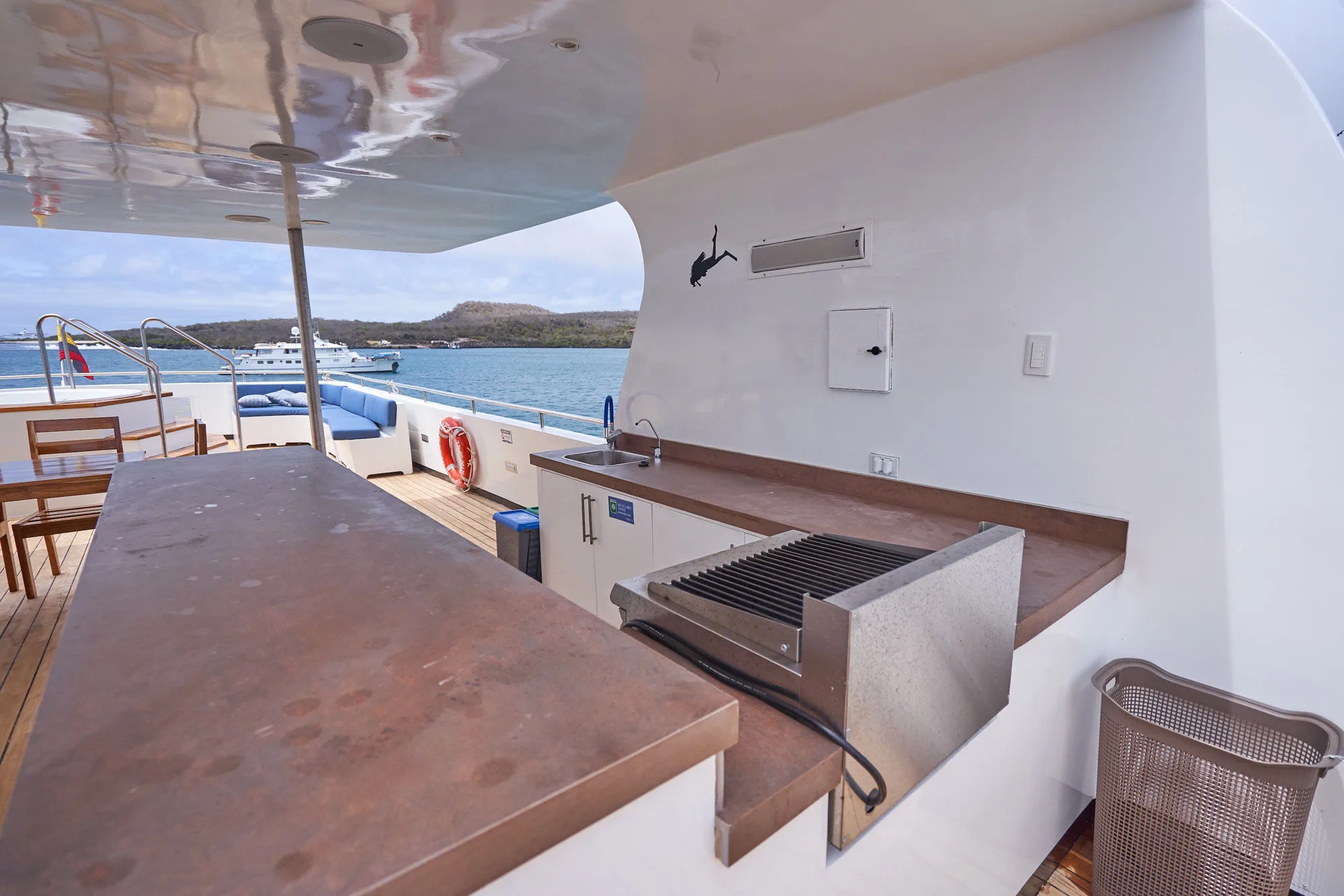 BBQ and bar on the open deck of Calipso