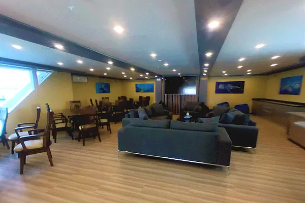 Салон на яхте Fun Azul II