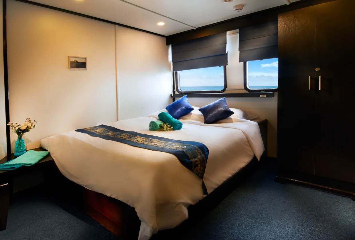 Premium Double cabin on the middle deck of Galapagos Master