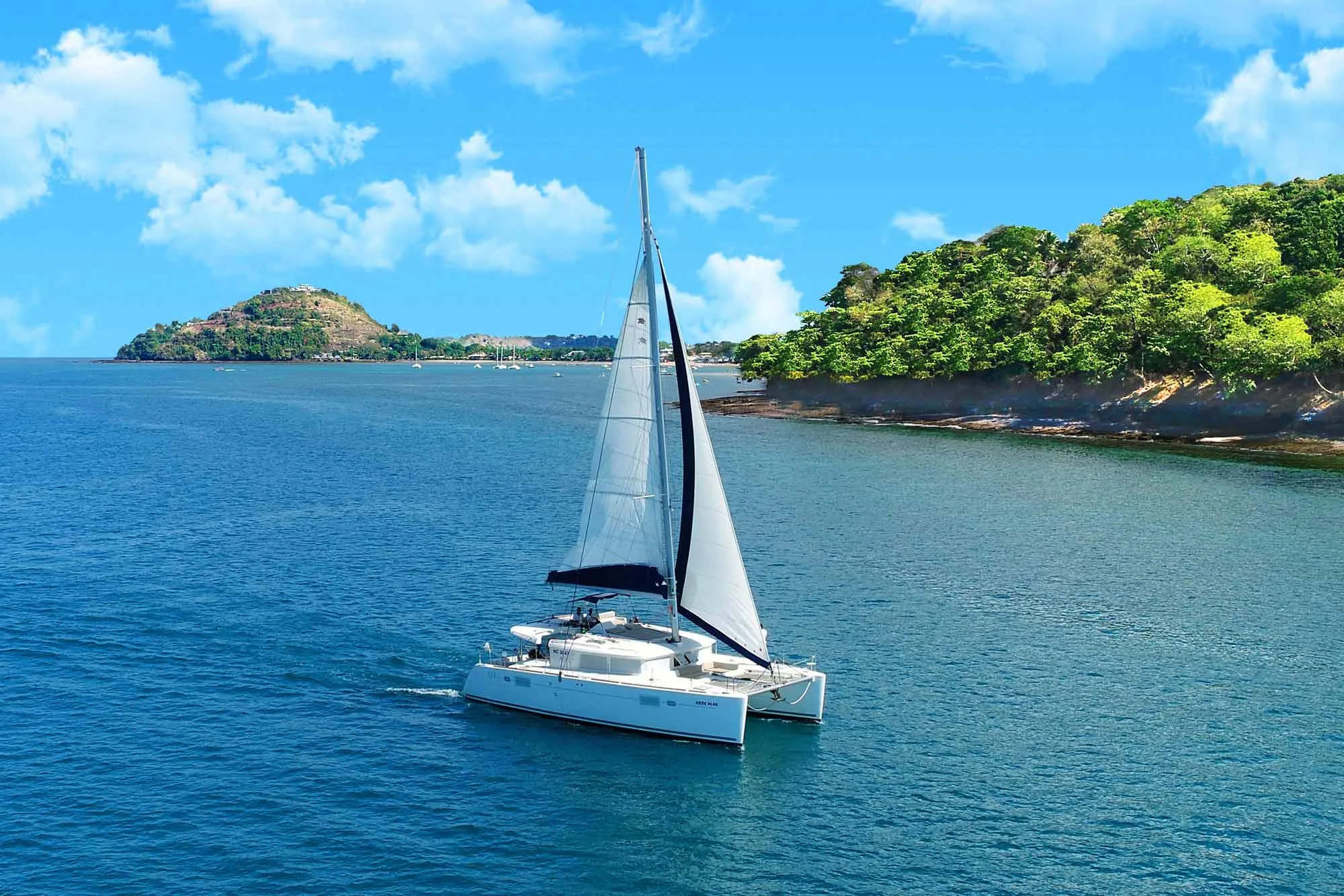 Gros Plan under sail off the coast of Nosy Be