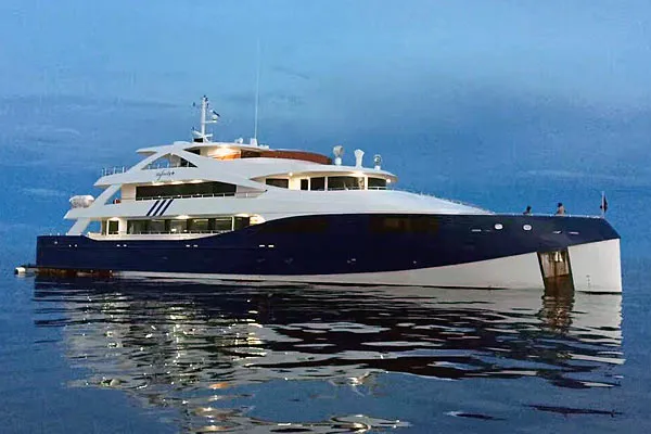 Яхта Infinity X, дайвинг на Мальдивах