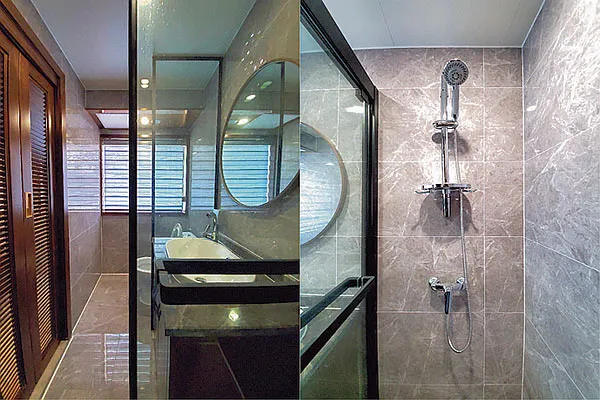 Яхта Infinity X. Ванная комната с душем