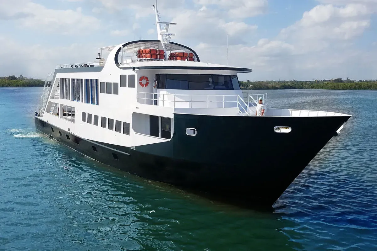 Jardines Avalon Fleet — лайвборд для дайвинг-сафари на Куба