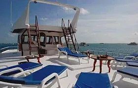 Яхта Maavahi. Сан-дек