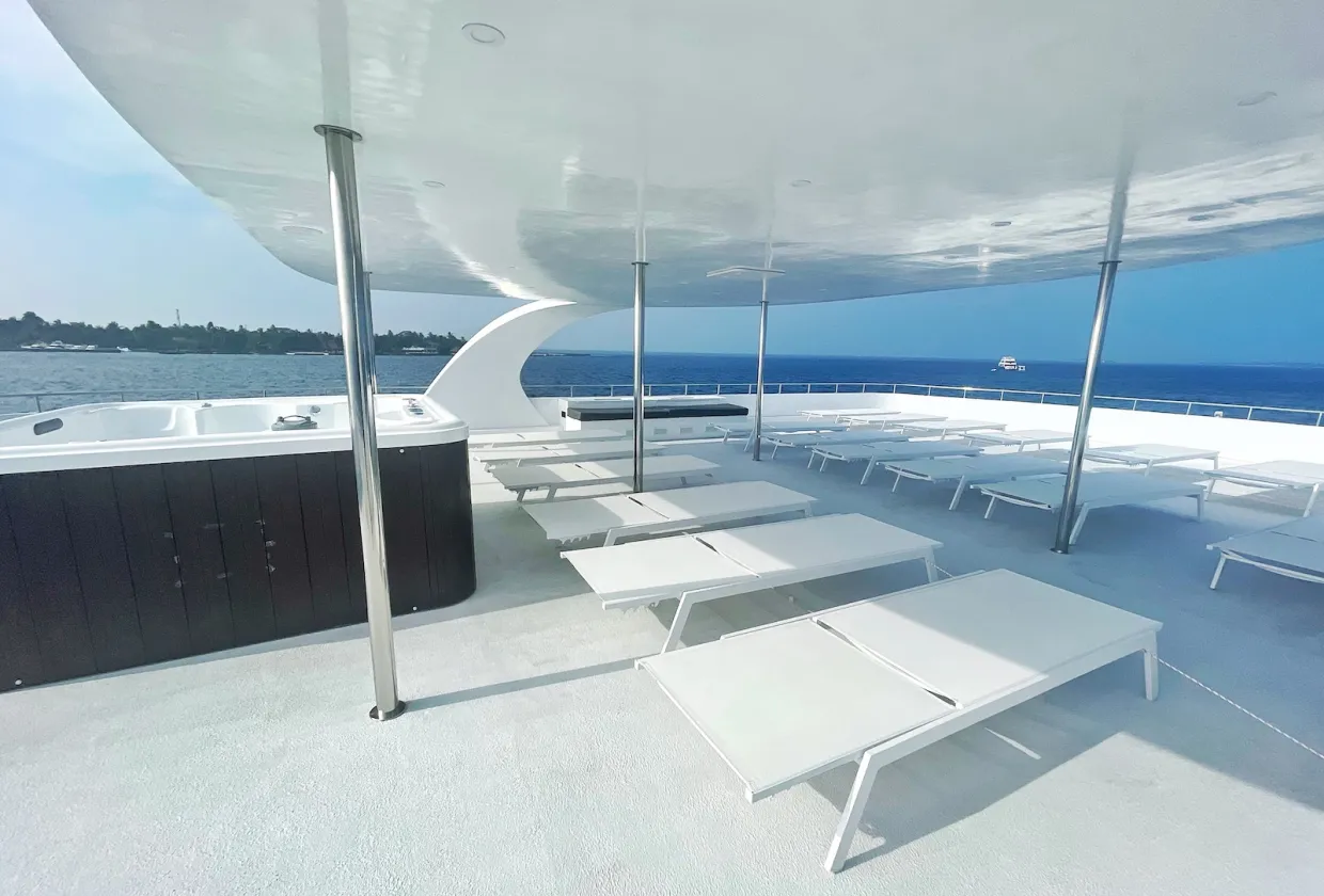 Maldives Legend / Sea Pleasure