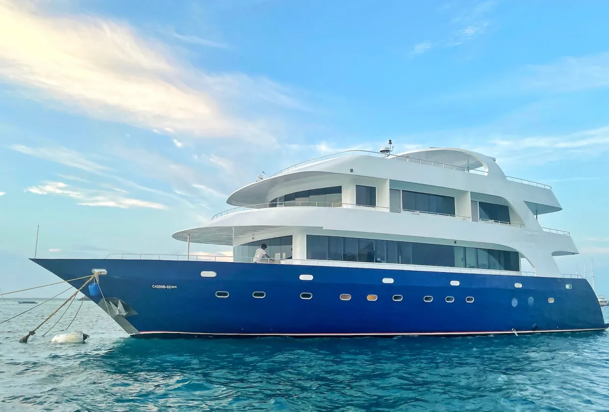 Maldives Legend / Sea Pleasure