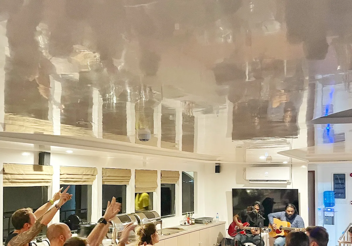 Maldives Legend / Sea Pleasure