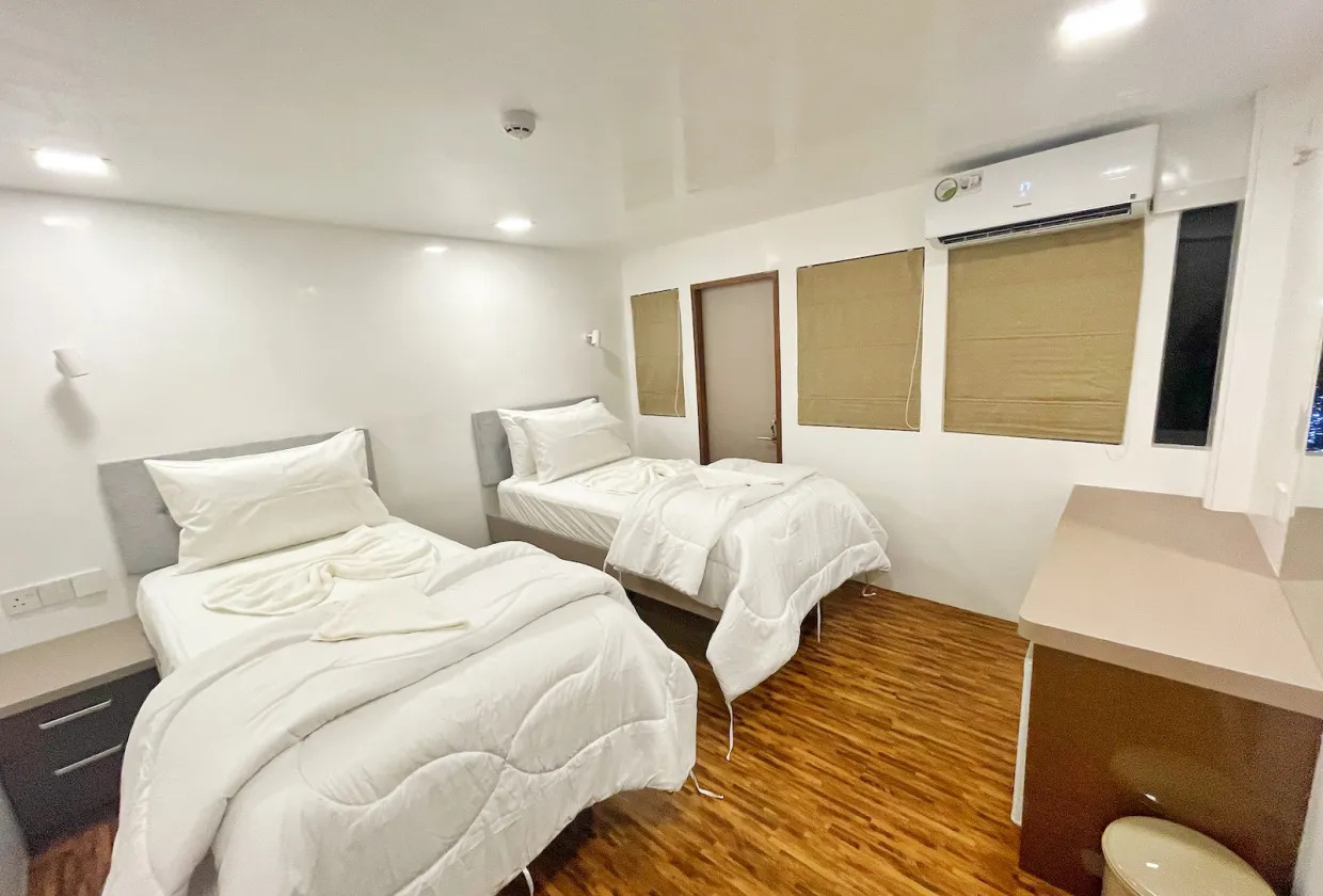 Maldives Legend / Sea Pleasure