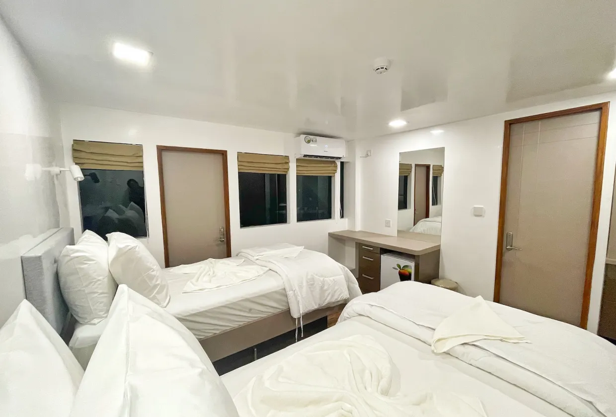 Maldives Legend / Sea Pleasure