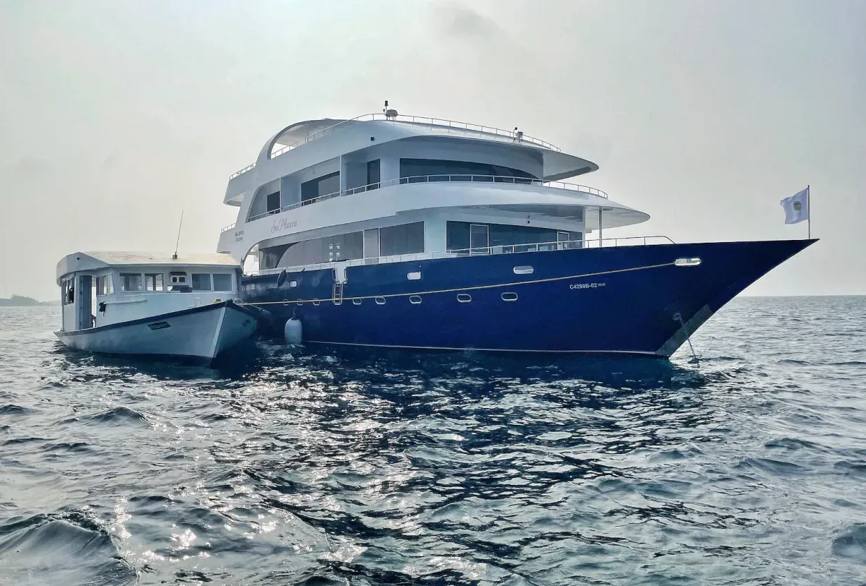 Maldives Legend / Sea Pleasure