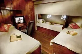 Сафари-бот Maldives Siren.