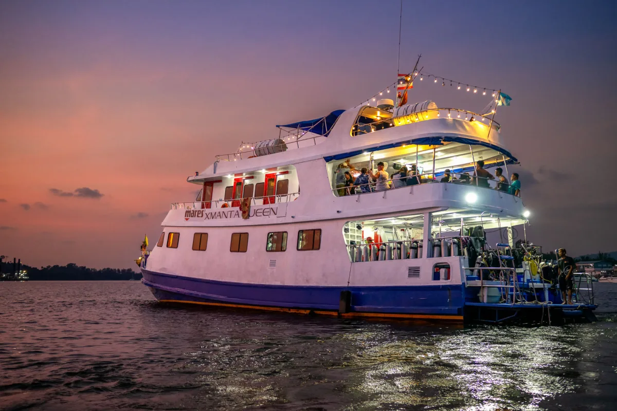 Manta Queen 2 in the evening with her decks lit up