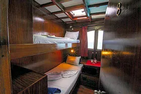 Каюта на яхте Nautilus One