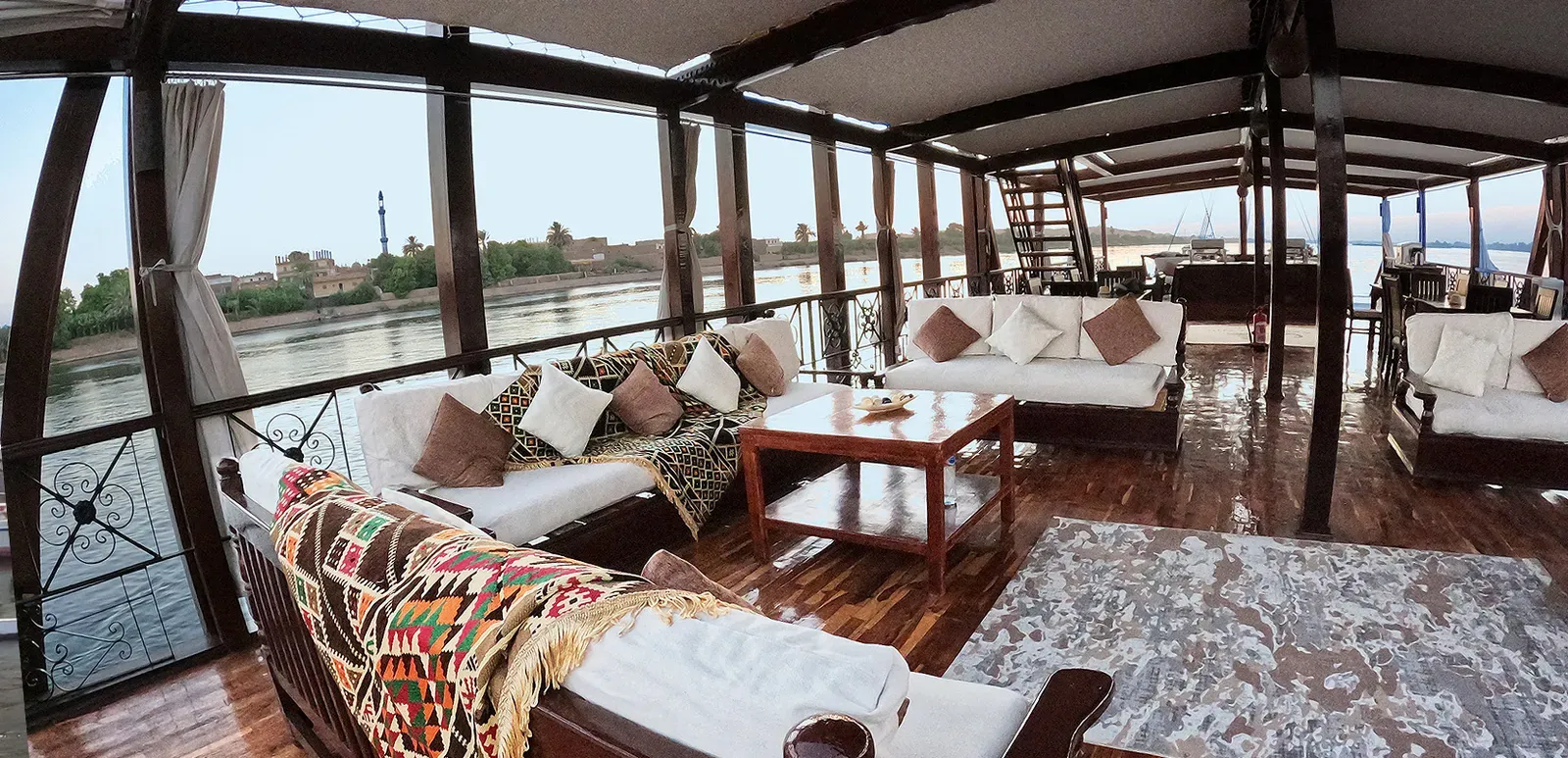 Nile Queen II outdoor salon