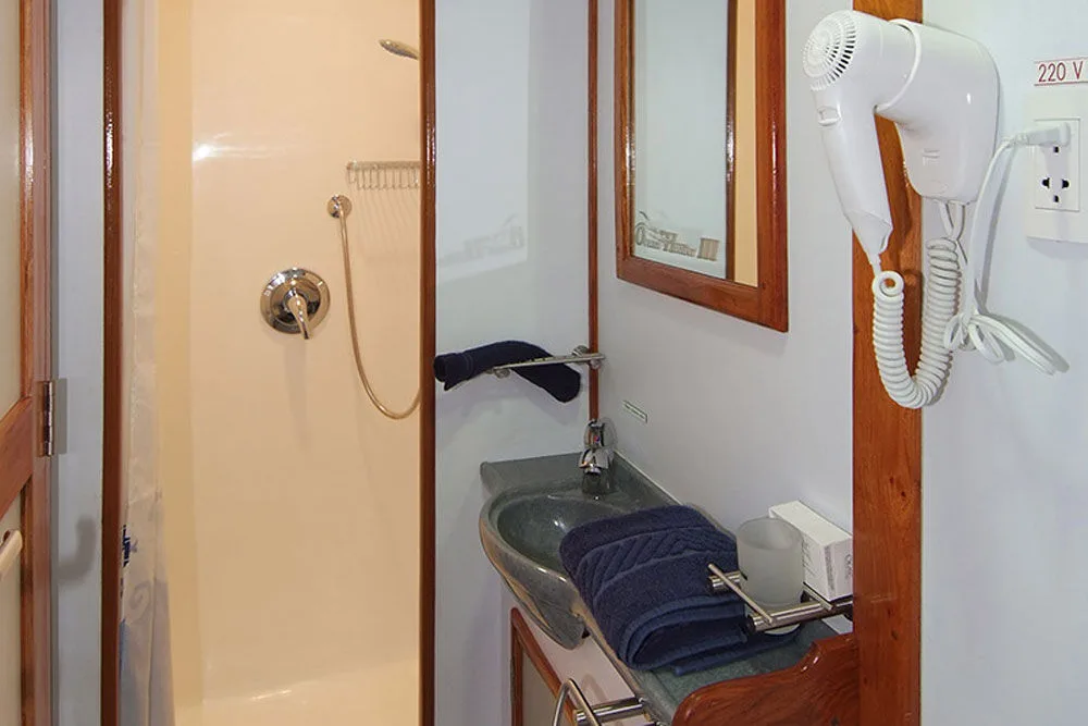 En-suite bathroom with shower in a cabin of Ocean Hunter 3