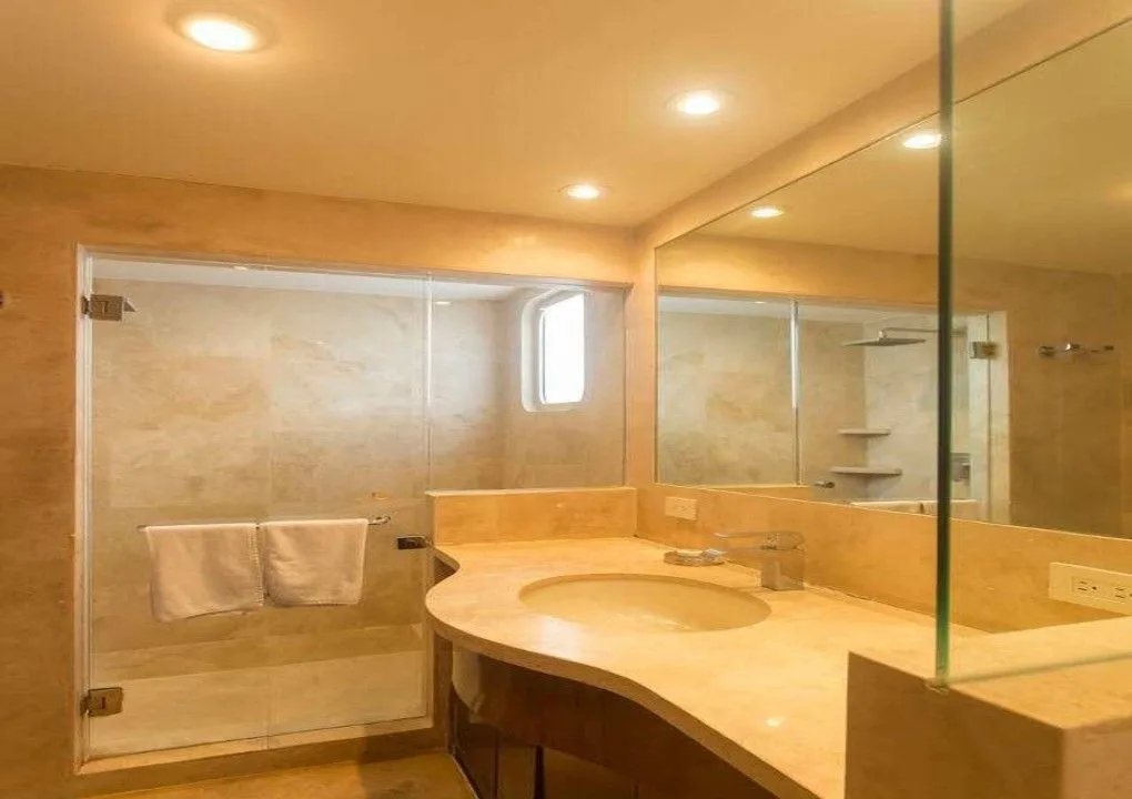 En-suite bathroom with shower aboard Okeanos Aggressor II