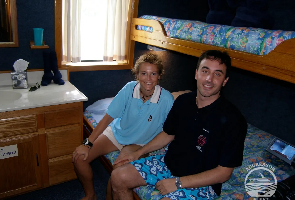 Deluxe Stateroom — bunk-style layout and porthole