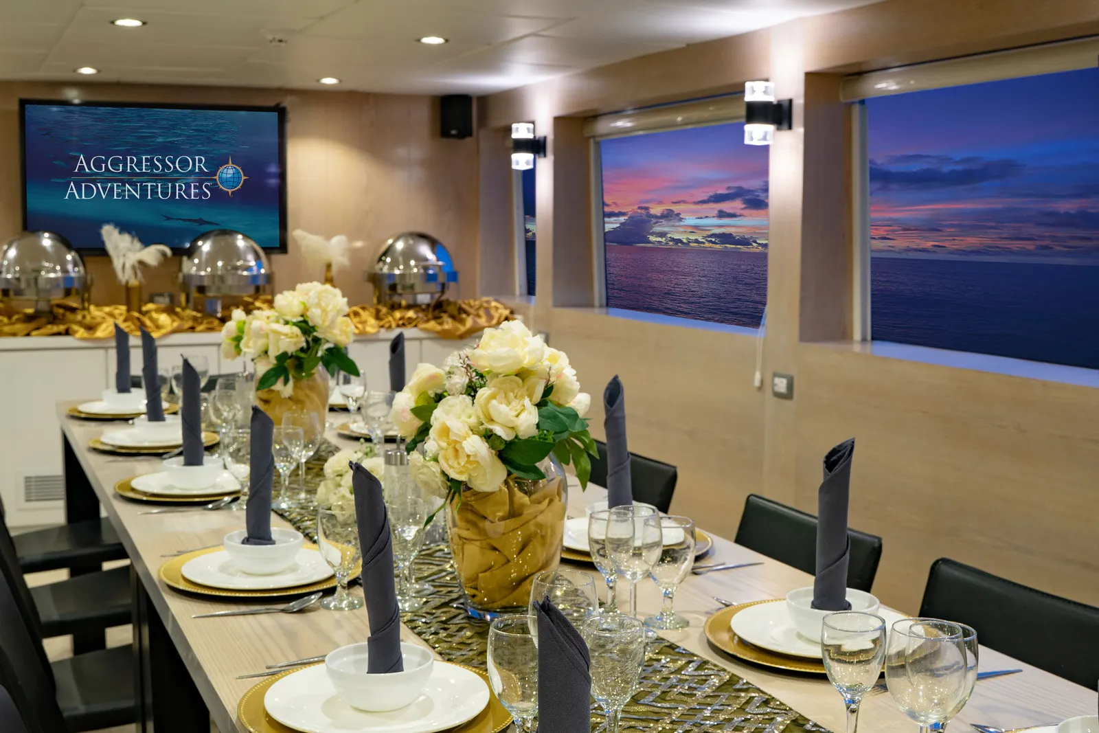 Philippines Aggressor — балконный люкс