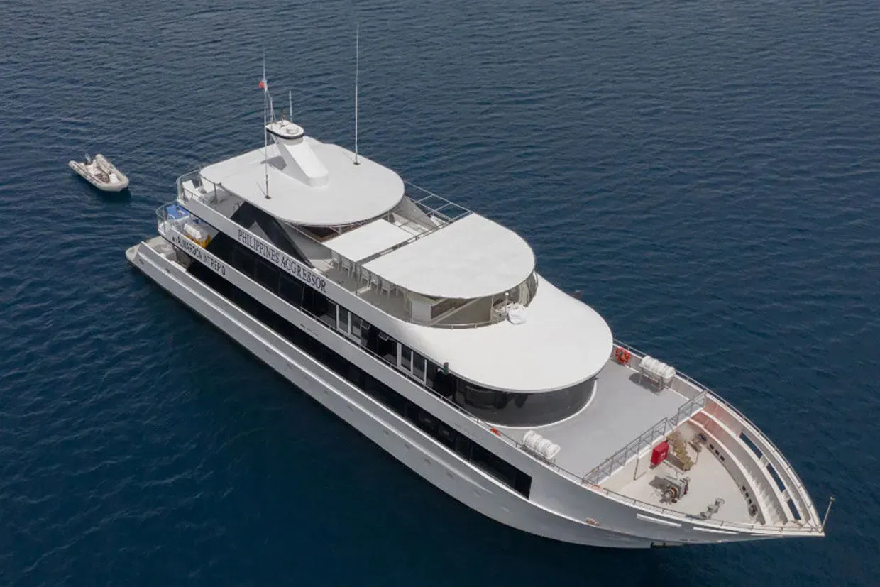 Philippines Aggressor — вид снаружи (ракурс 3)