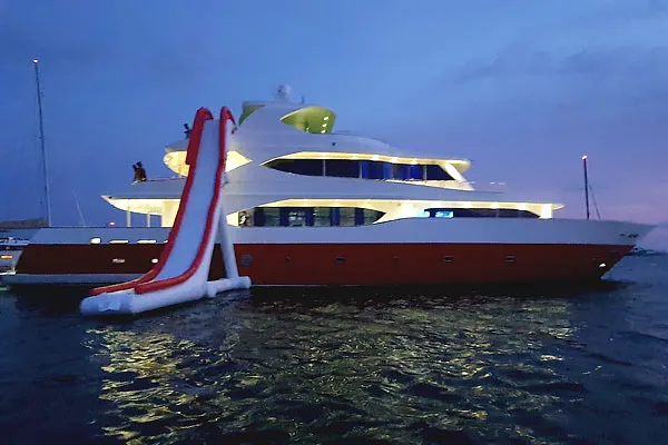 Дайв-сафари на Мальдивах на яхте Princess Sara