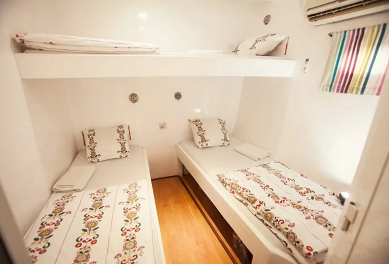 Queen of Musandam/Yellow Dhow