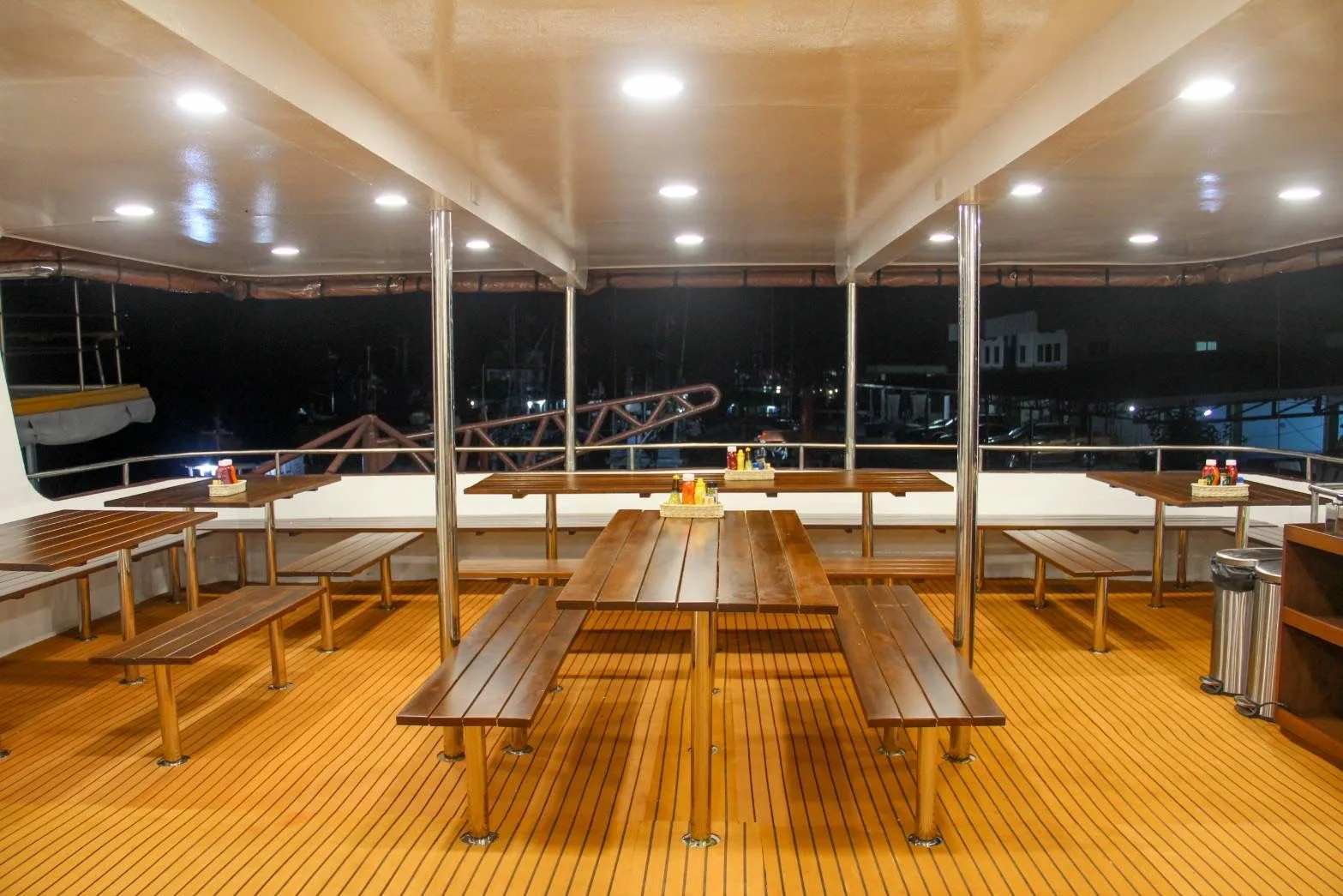 Raga dining area on the aft deck