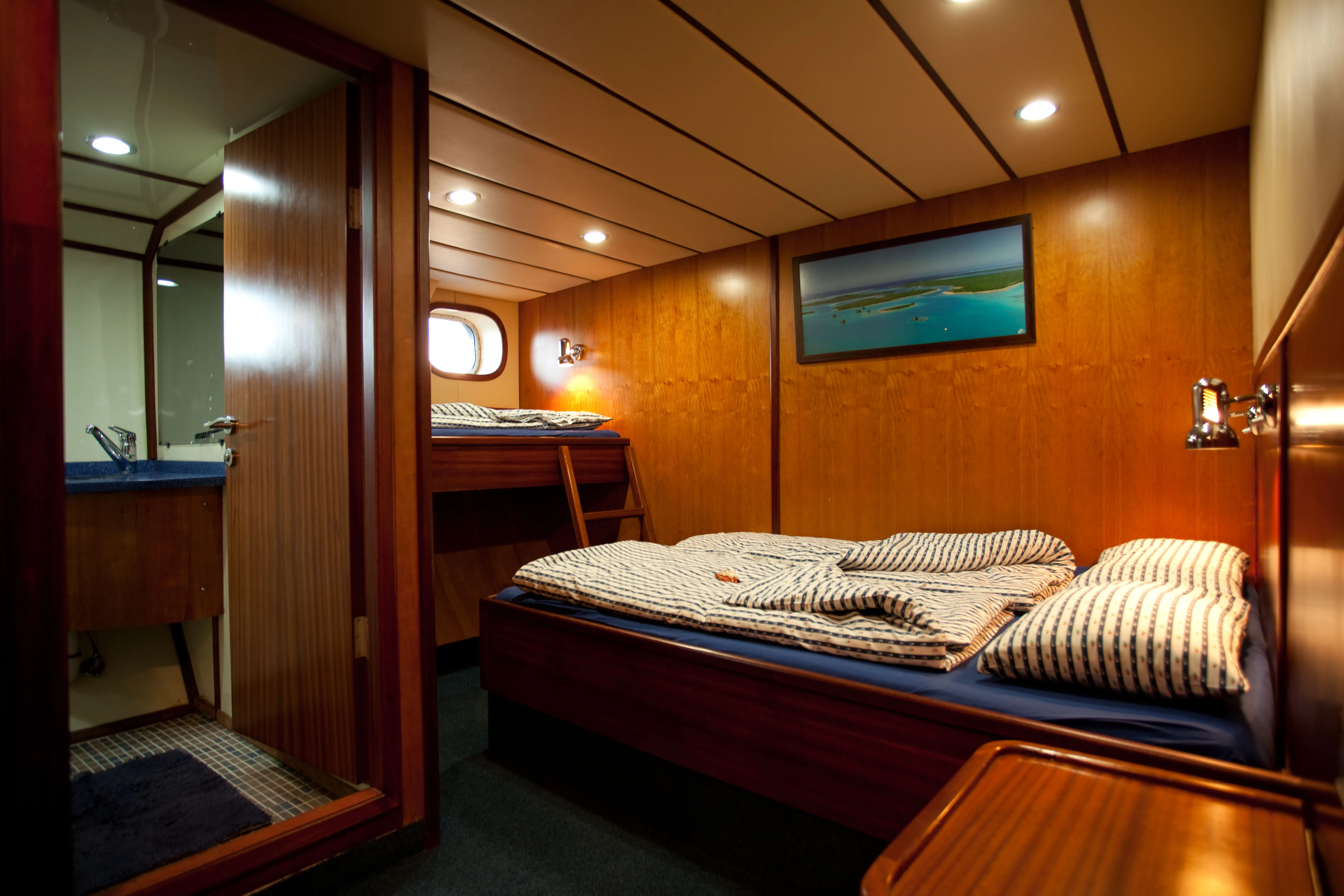 Timber panelling of the triple cabin and the entrance to its en-suite