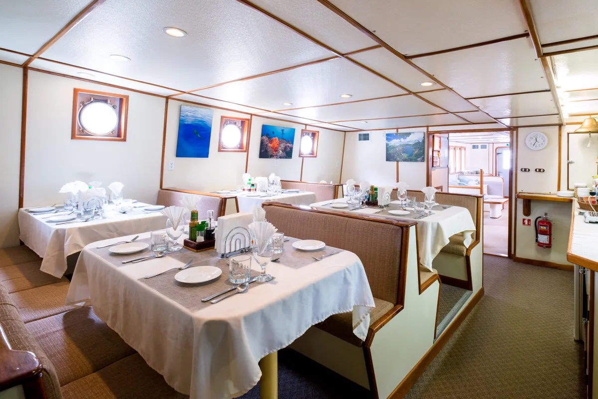 Dinner service in the Sea Hunter dining room