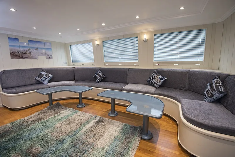 Sea Serpent Contessa/Contessa Mia