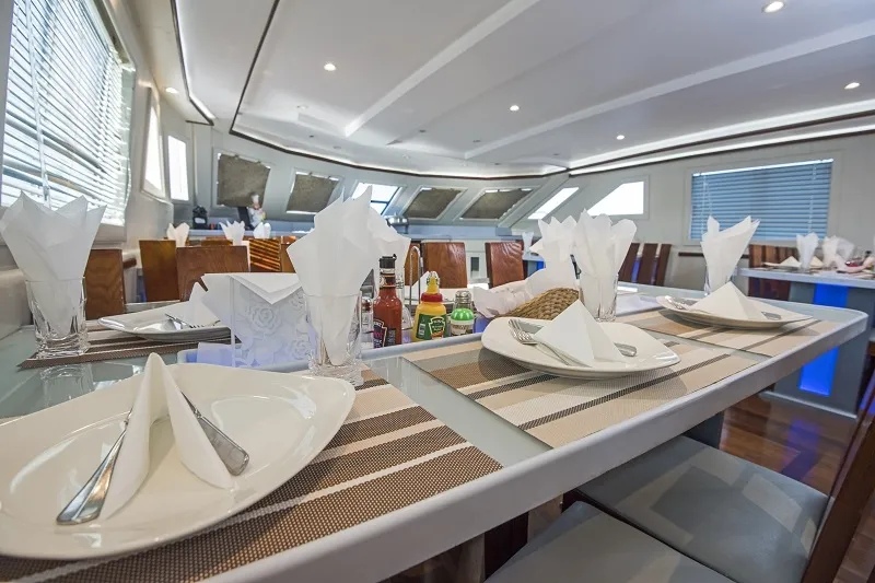 Sea Serpent Contessa/Contessa Mia