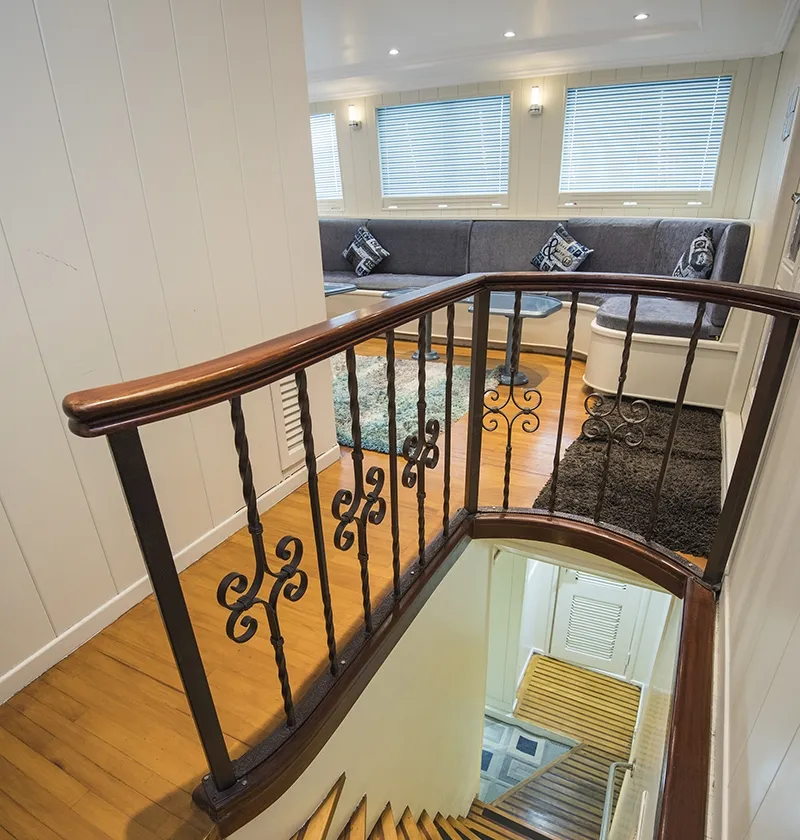 Sea Serpent Contessa/Contessa Mia