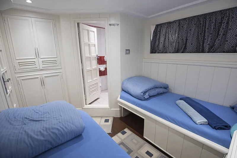 Sea Serpent Contessa/Contessa Mia