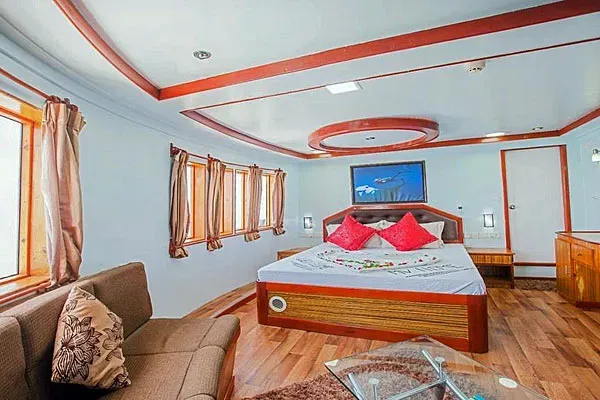 Каюта Master Suite на яхте SeaRose