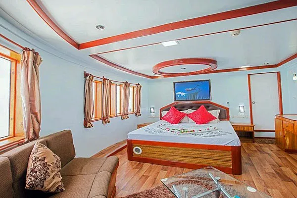 Каюта Master Suite на яхте SeaRose