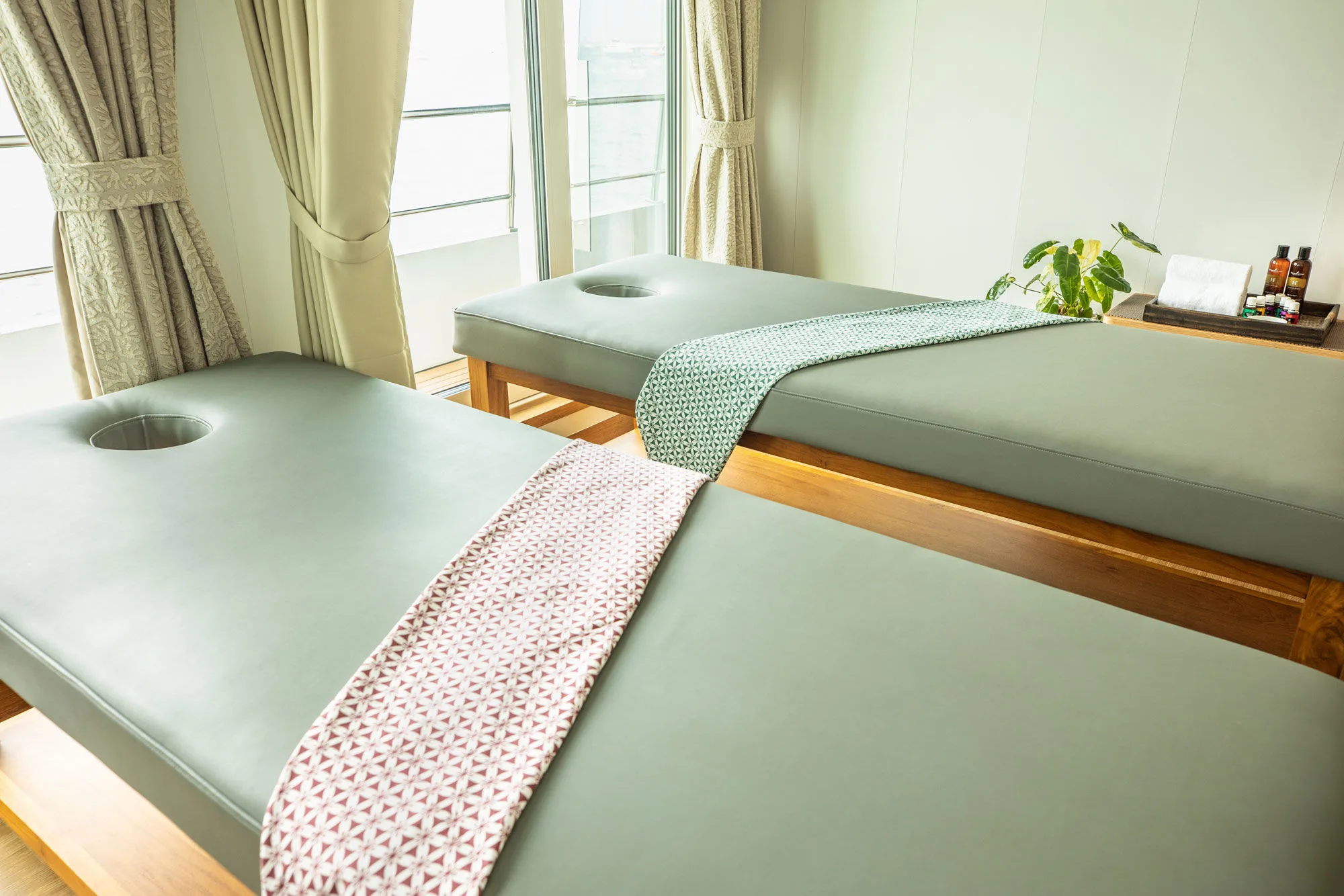 Massage beds on Solitude Gaia by the panoramic window