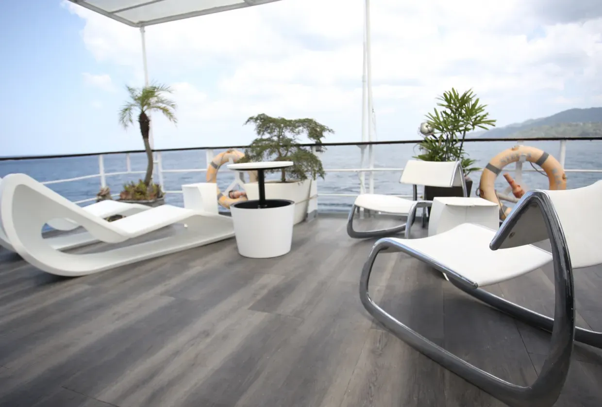 Stella Maris Explorer