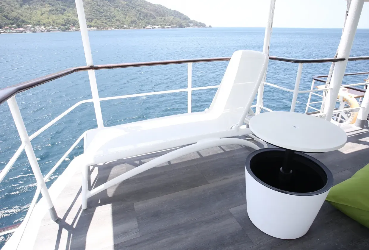 Stella Maris Explorer